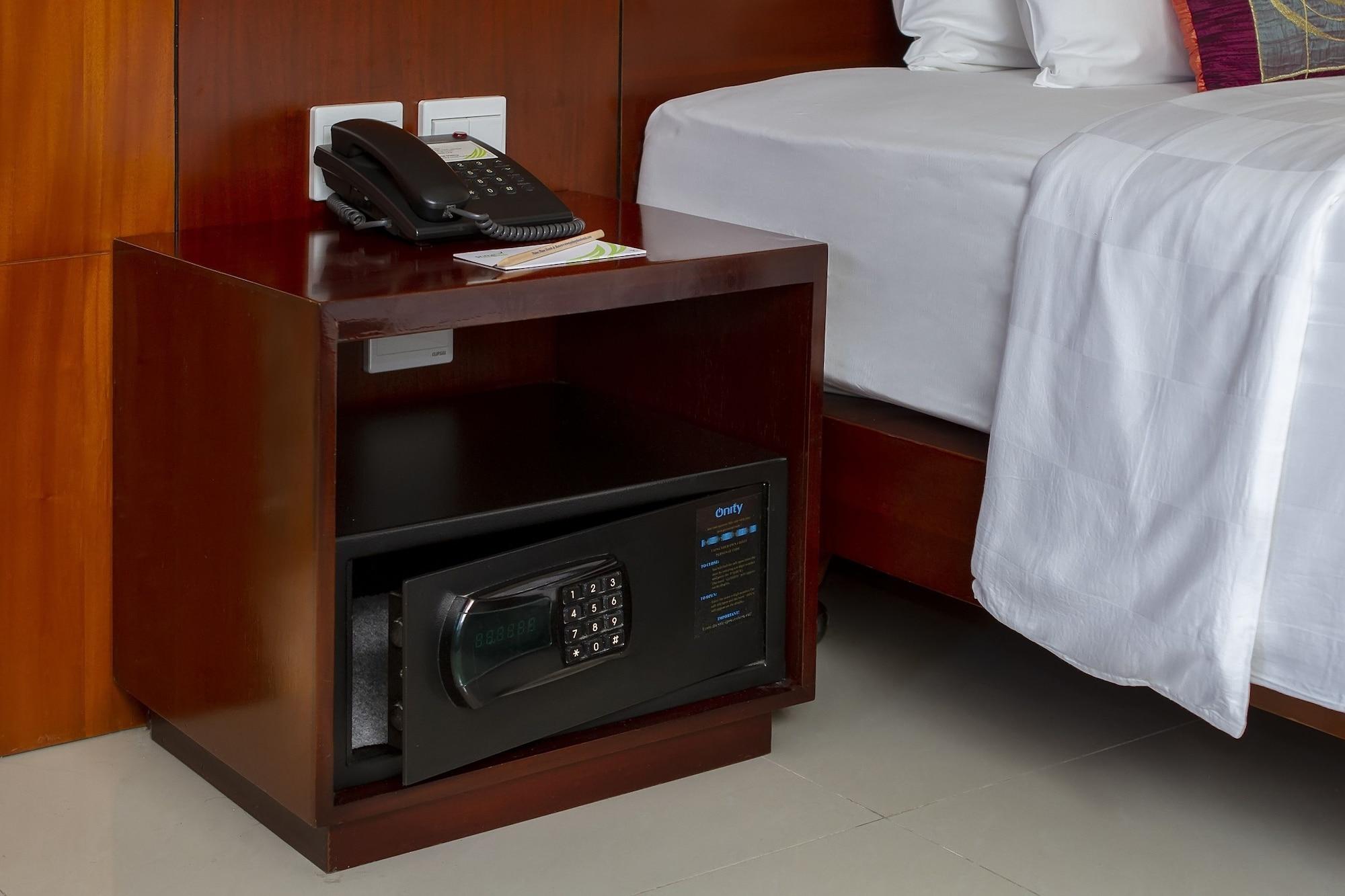 Primebiz Hotel Kuta Kuta  Ngoại thất bức ảnh