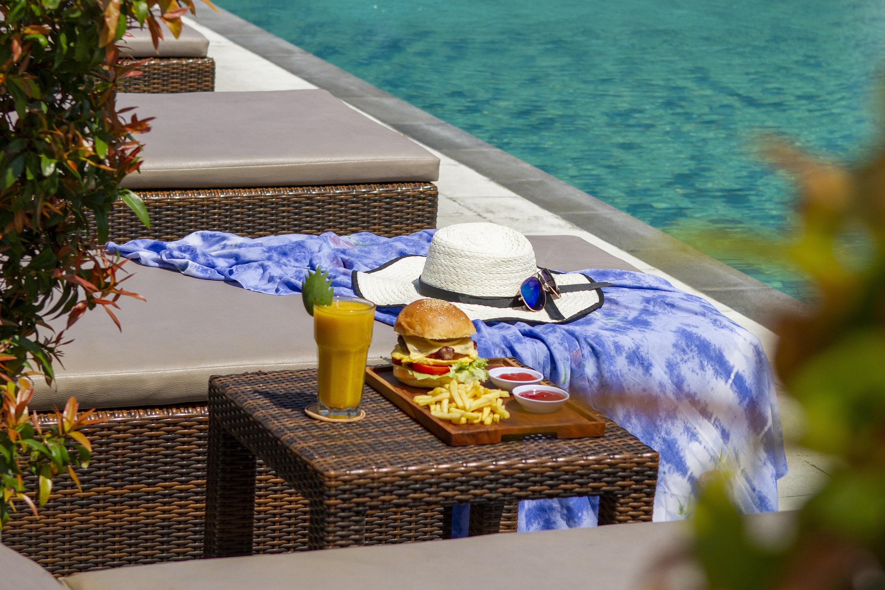 Primebiz Hotel Kuta Kuta  Ngoại thất bức ảnh