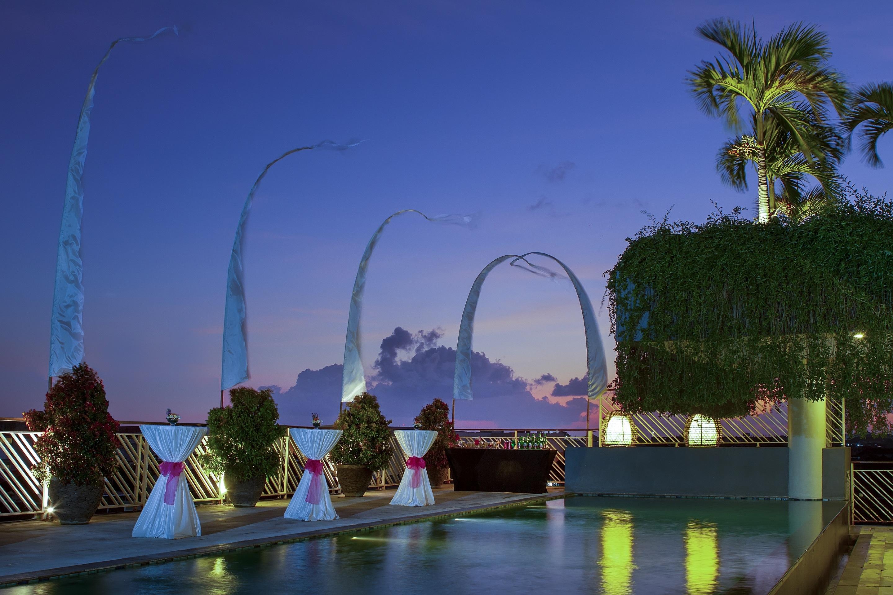 Primebiz Hotel Kuta Kuta  Ngoại thất bức ảnh