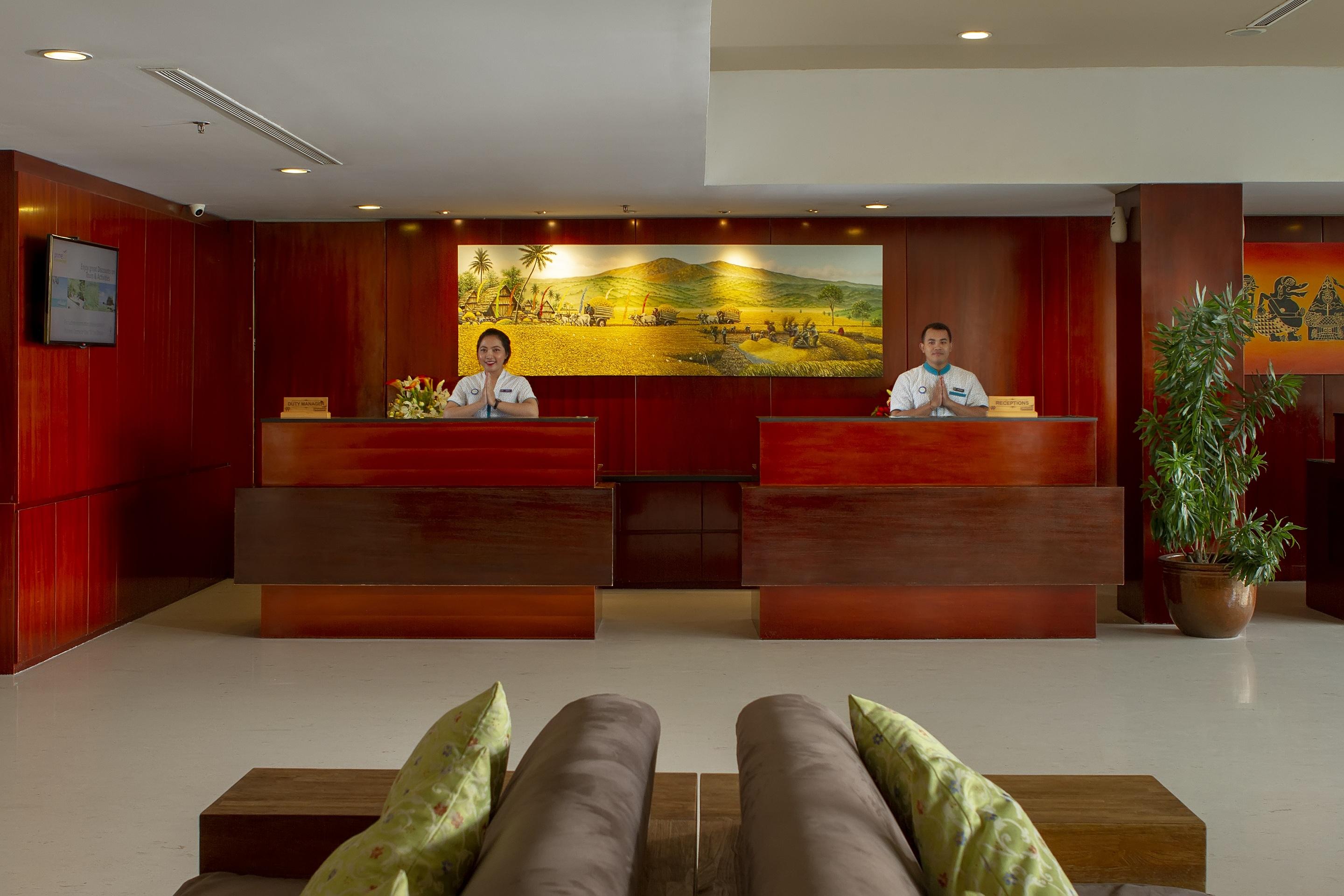 Primebiz Hotel Kuta Kuta  Ngoại thất bức ảnh