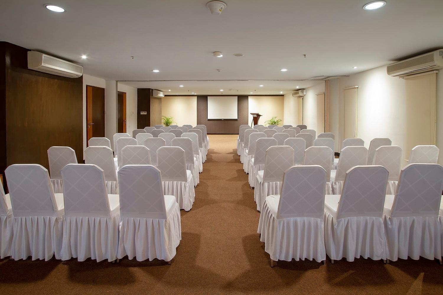 Primebiz Hotel Kuta Kuta  Ngoại thất bức ảnh